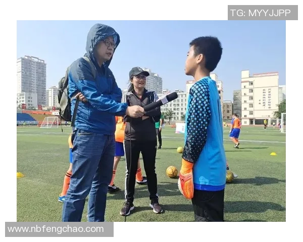 足球脸接的魅力与技巧解析如何在球场上展现你的个性与风采